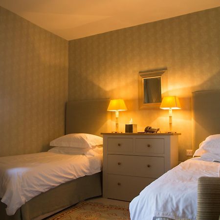 Collingwood Arms Hotel Cornhill on Tweed Szoba fotó